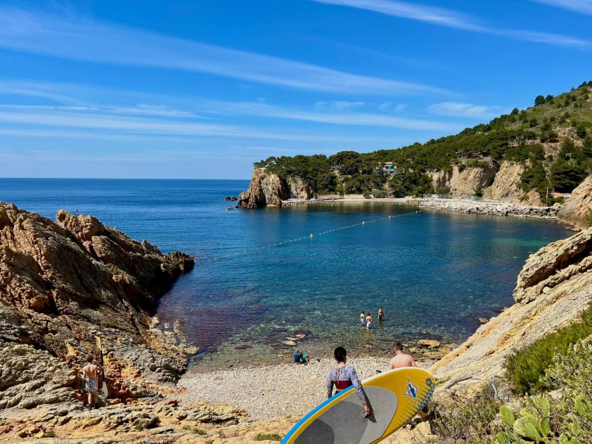 Appartement Au Calme, Calanque Des Figuieres Ансюэс-ла-Редон Экстерьер фото